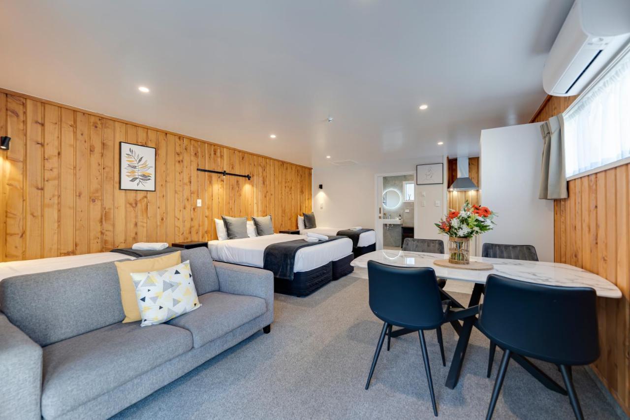 Archway Motels & Chalets Wanaka Bagian luar foto
