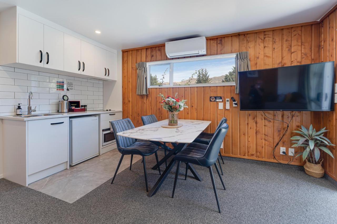 Archway Motels & Chalets Wanaka Bagian luar foto