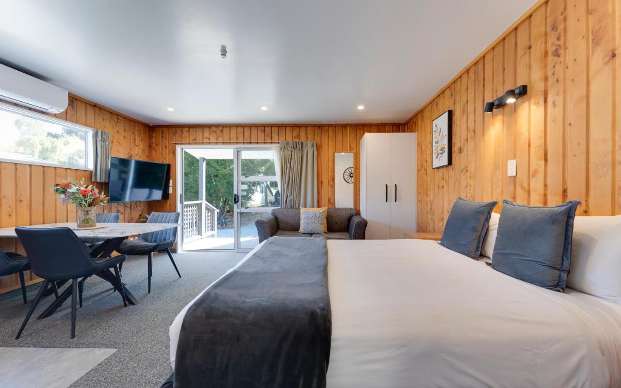 Archway Motels & Chalets Wanaka Bagian luar foto