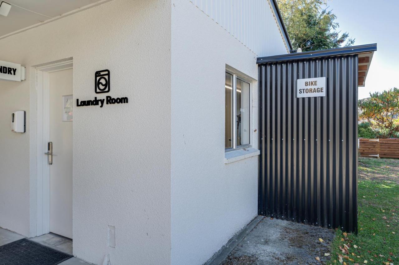 Archway Motels & Chalets Wanaka Bagian luar foto