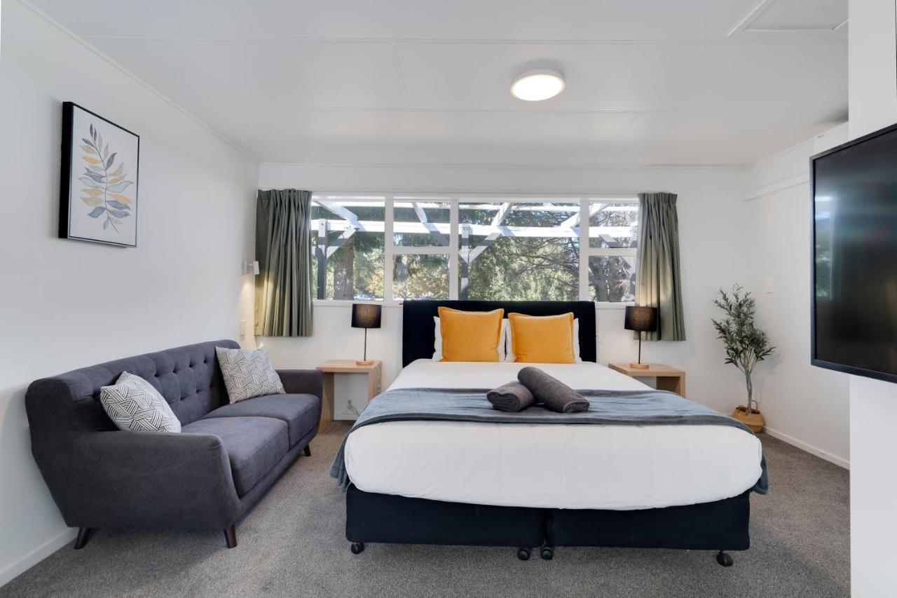 Archway Motels & Chalets Wanaka Bagian luar foto